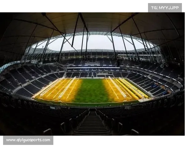 可移动草坪与太阳能顶棚：热刺球场的科技创新