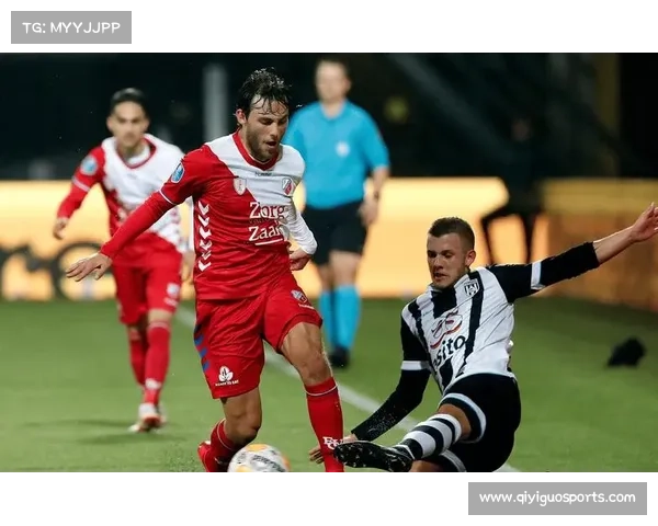 乌迪内斯门将扑点后怒吼，主场气氛瞬间点燃